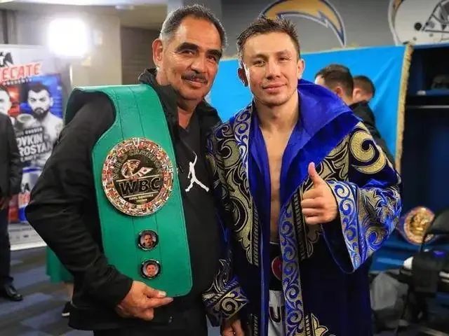 今天,大卫-本纳维德兹父亲预测:阿瓦雷兹ko戈洛夫金!_腾讯新闻