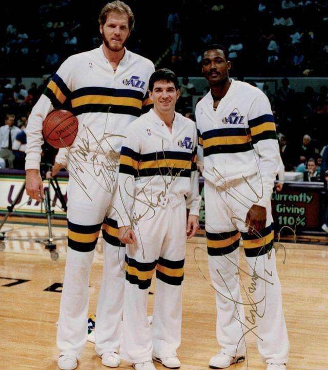 马克伊顿是1982年的选秀球员,职业生涯11个赛季都效力于爵士队,他身高