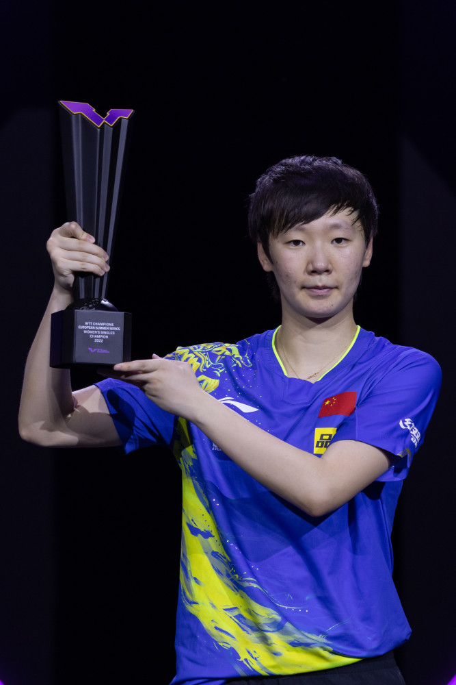 (体育)乒乓球——wtt冠军赛布达佩斯站:王曼昱夺得女单冠军