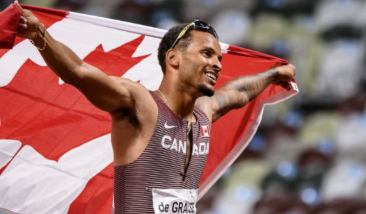 美国接力爆冷丢金最后100米交棒失误崩盘黑马重现25年前辉煌