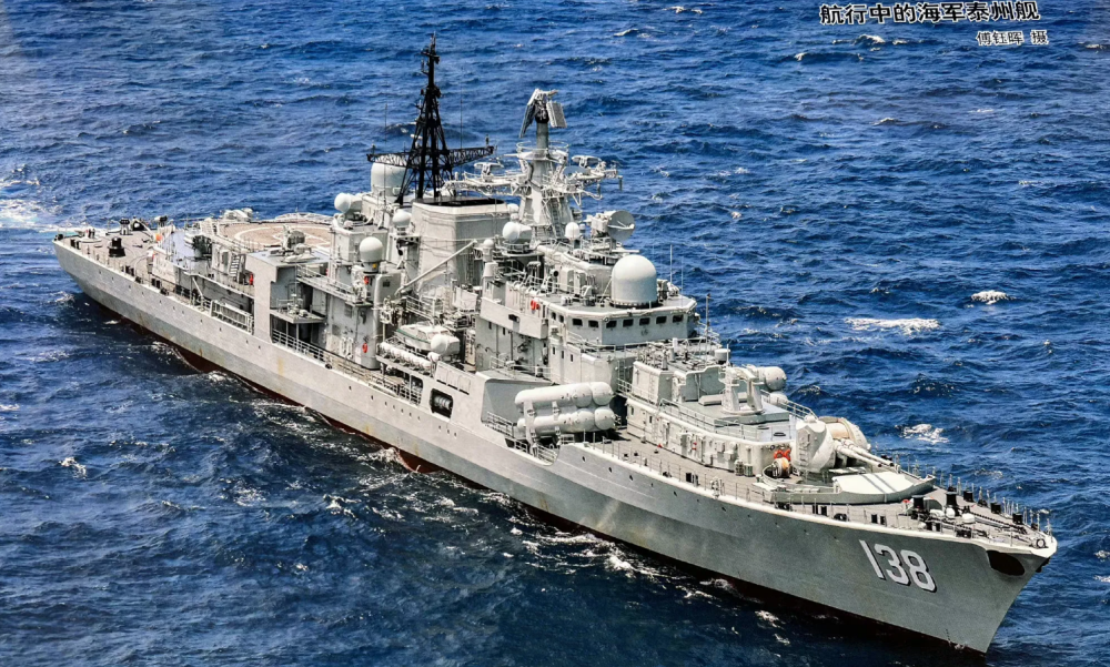 最适合改为海警船的现役军舰,排水量8000吨,拥有2门130毫米主炮_腾讯