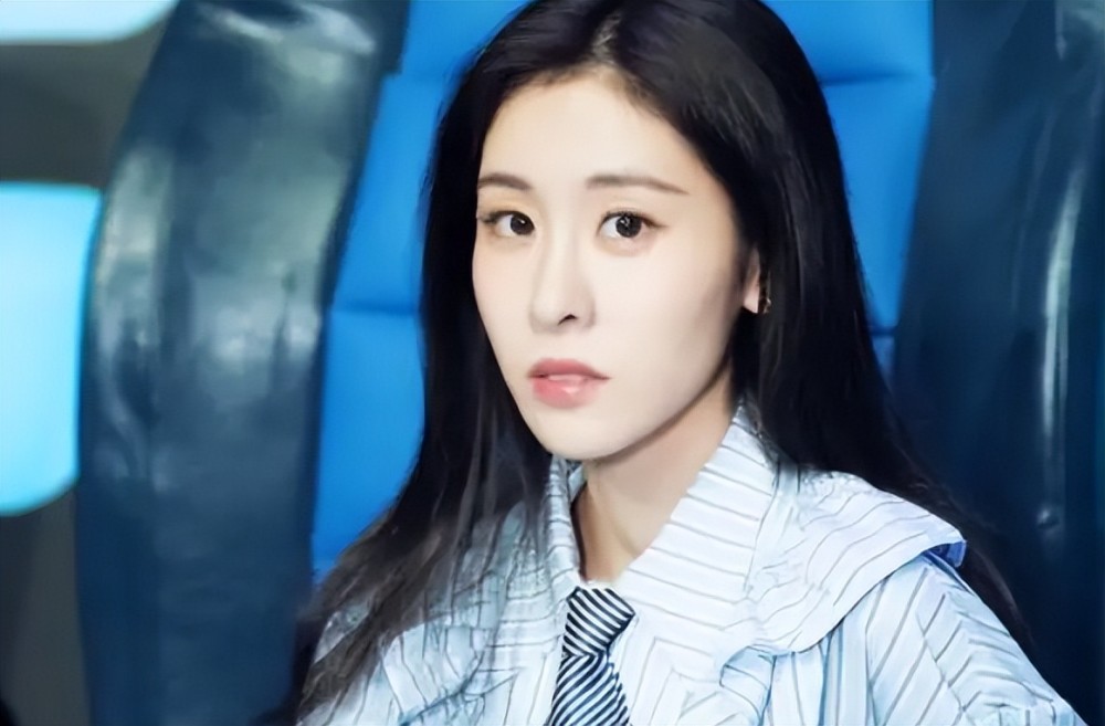 宁愿没名没分,也要为华晨宇生子,张碧晨的这步棋,终究是错了插图3