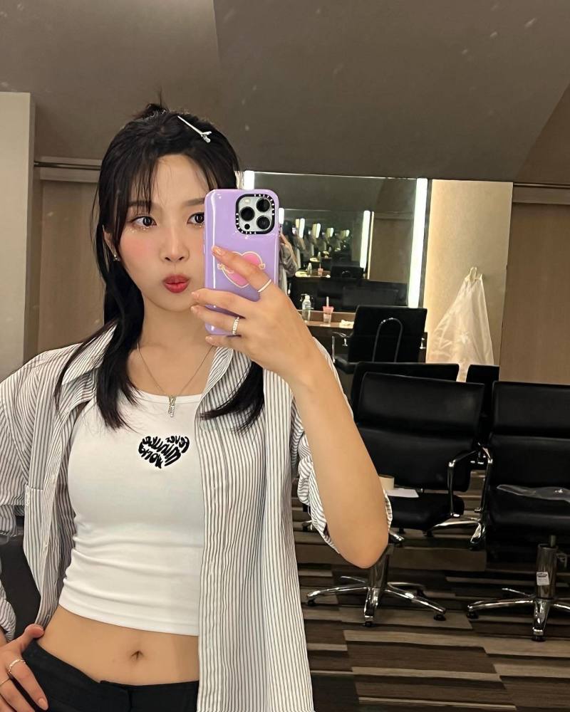 redvelvet朴秀荣清新多变的魅力无可辩驳的气质美女