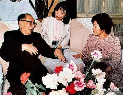 1981年，聂荣臻在北京接见一日本女子，女子为何激动地喊他父亲？