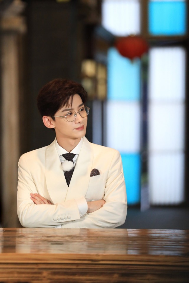 白敬亭让人梦回了明星大侦探极限挑战这一期的立意真的好牛