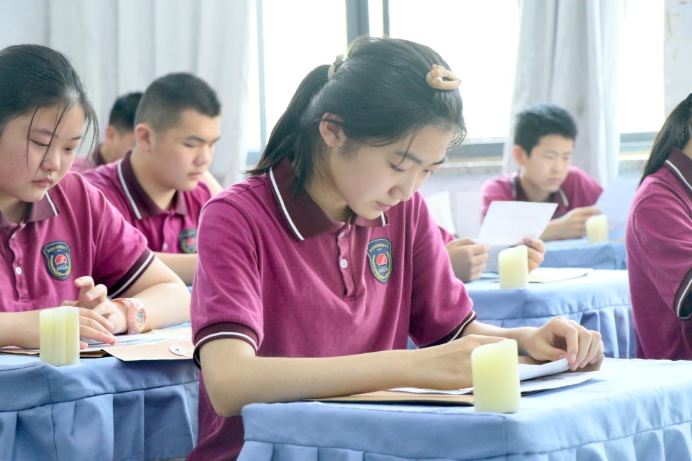 黄河科技学院附属中学见证"追梦学子"拔节生长