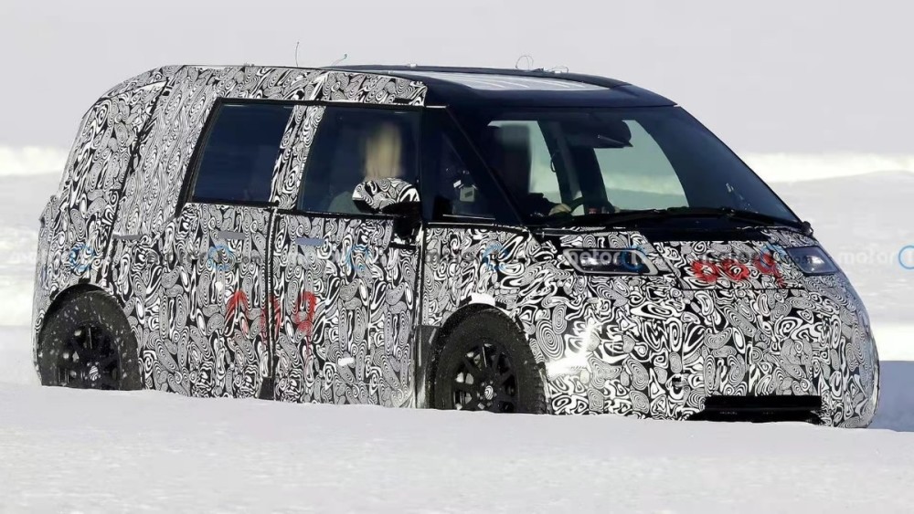 百度量产无人车Apollo RT6登场，又一次超越了Waymo？_腾讯新闻