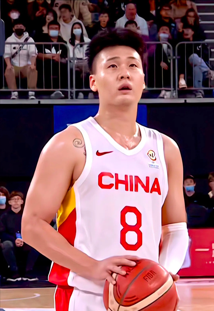 cba:赵睿离开国篮真因曝光,李京龙正式签约,姚明或离开篮协