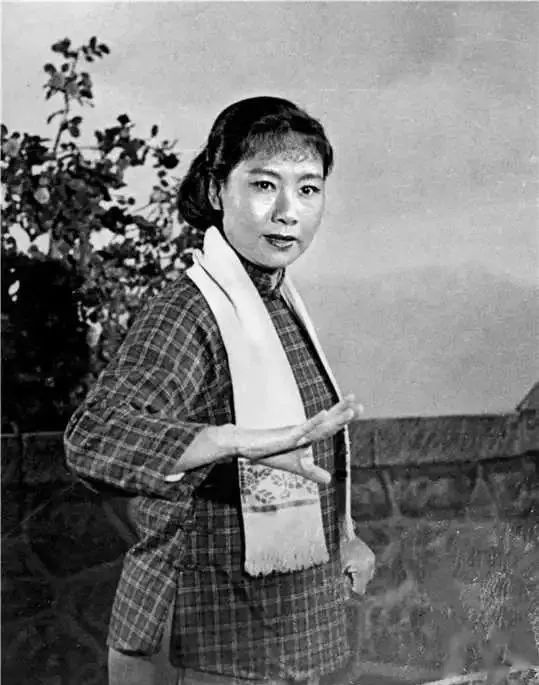 深切缅怀潮剧表演艺术家姚璇秋先生