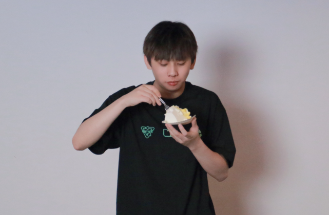 坐了几局冷板凳的阿乐,重返首发,lng和edg迎来生死战_腾讯新闻