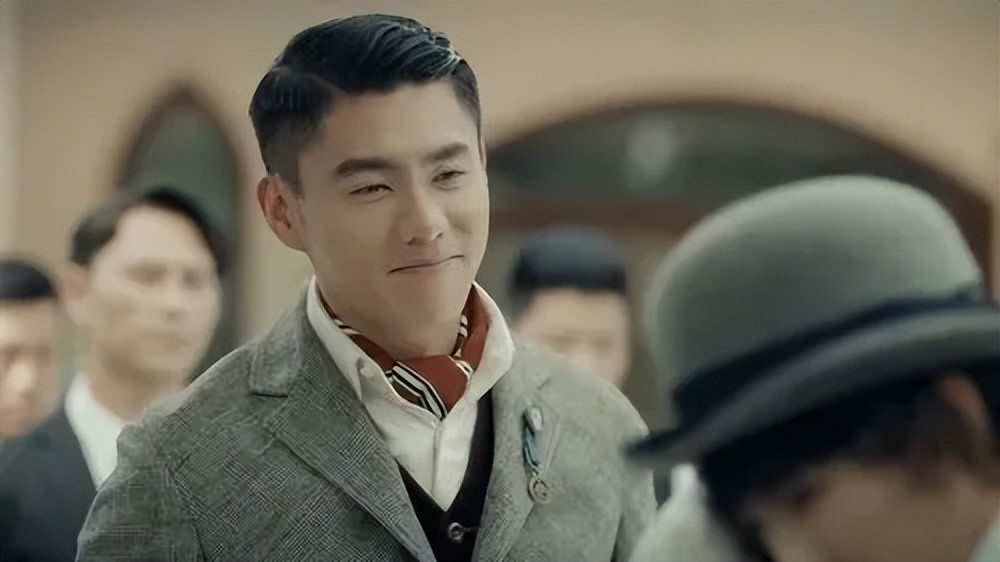 《花千骨》发布首版预告,李程彬领衔主演,网友:白子画够丑了_腾讯新闻