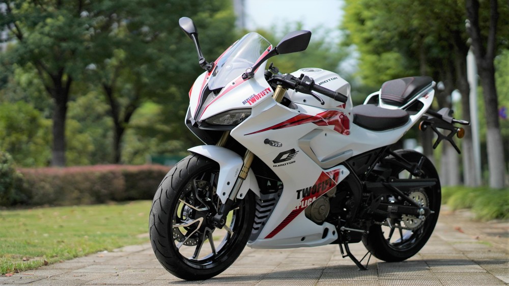 赛250mini版上市售价17999元座高降低20毫米