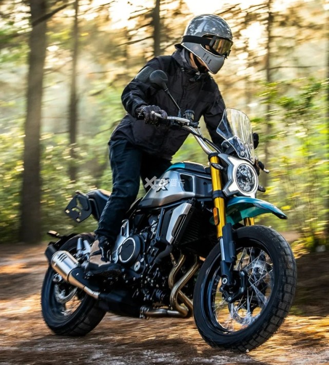 春风700clxadv正式上市售价498万元