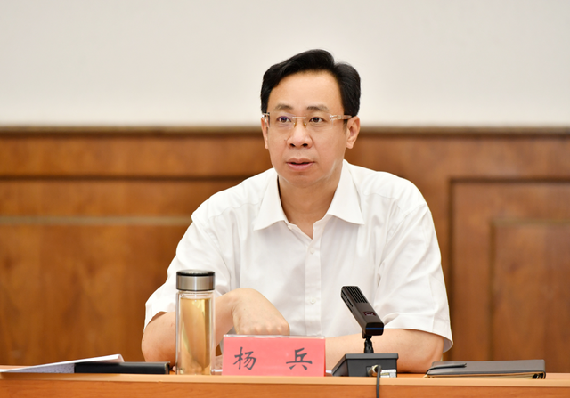 全国优秀县委书记杨兵履新天津市副市长