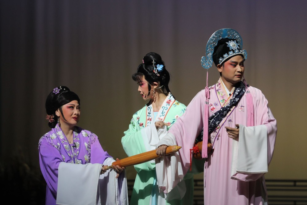 荆州花鼓戏《双玉蝉》来汉折服戏迷,声腔创新让老戏越来越好听_腾讯