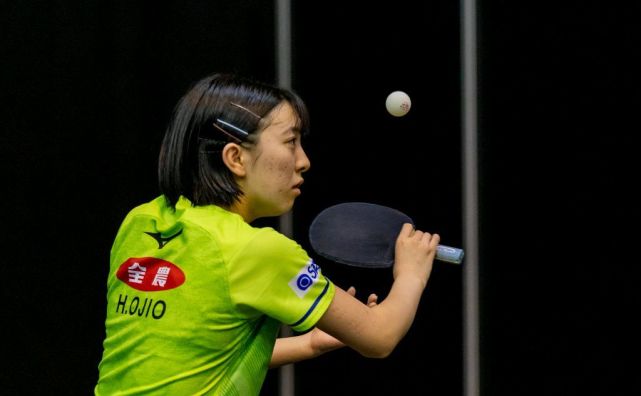 软磨硬扛打削球,何卓佳用另一种方式获胜,值得国乒推广