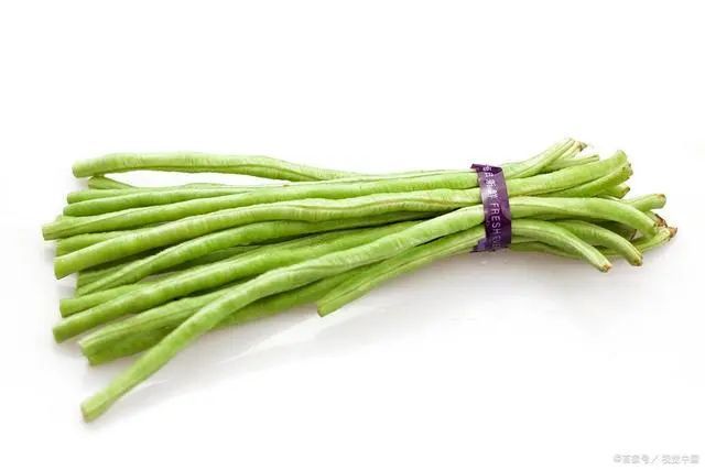 641