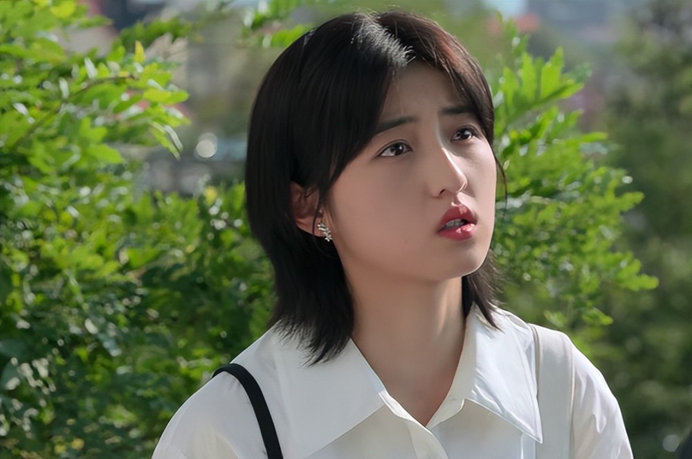 天才基本法:33岁倪妮,给20岁张子枫演妈,女明星演妈就是认命?