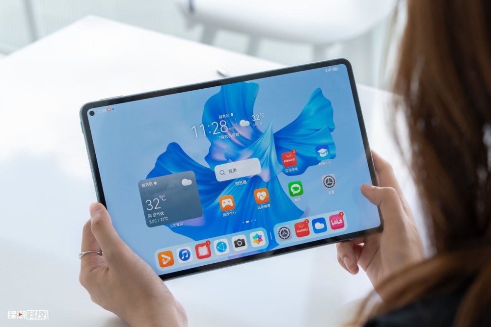 轻薄的真旗舰平板电脑华为matepadpro11图赏
