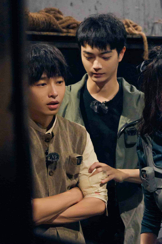 密室大逃脱4杨幂冷静控场魄力十足