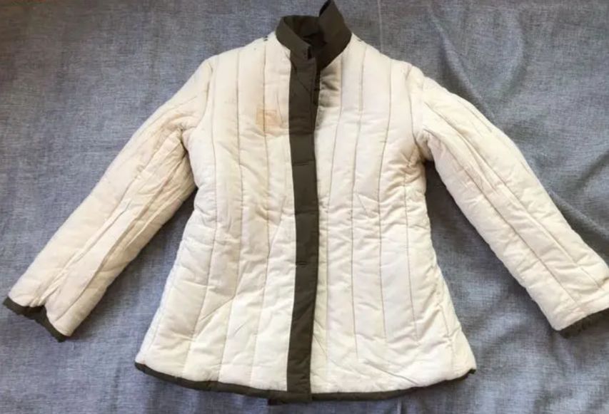 加拿大战争博物馆:不仅收藏志愿军老棉袄,还给予高度评价_腾讯新闻