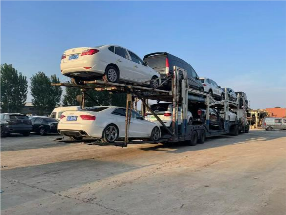 从新疆乌鲁木齐托运一辆小轿车到北京多少钱?从喀什呢?伊犁呢?