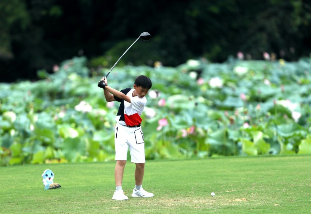 江西青少年高尔夫球锦标赛收官