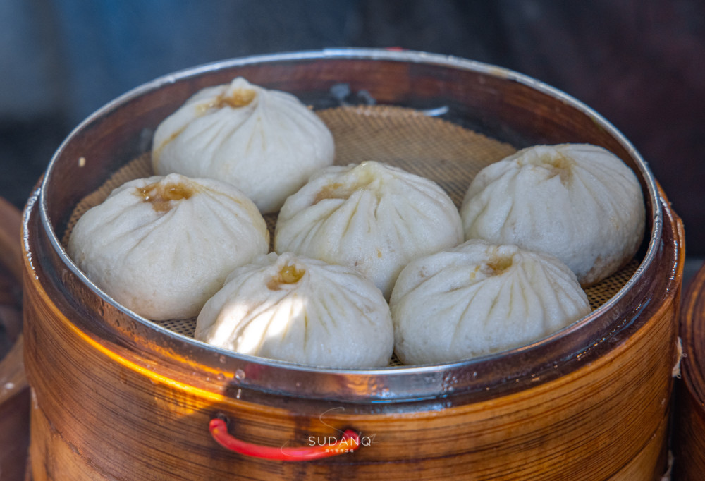 那就试试建德豆腐包,800年前的陆游赞不绝口