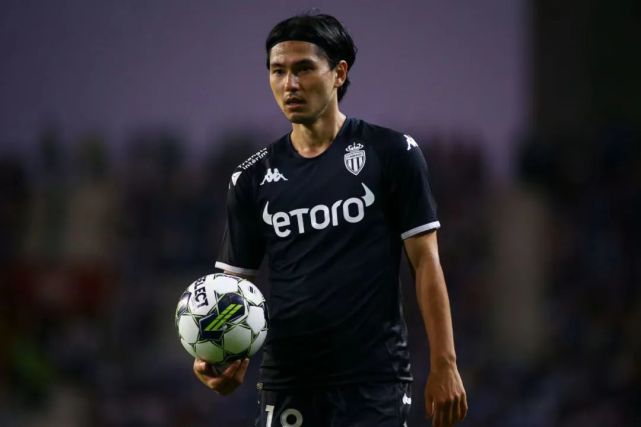 南野拓实恩博洛摩纳哥锋线的新元素