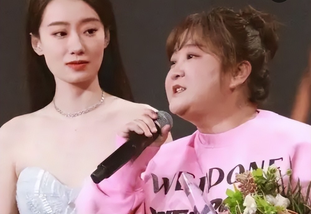 张小斐新片搭档岳云鹏雷佳音看预告片有火花比演李焕英更松弛