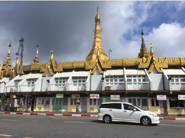 缅甸仰光市中心道路被短暂封锁;有镇区延期宵禁!