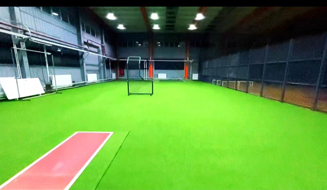 专业的棒垒球场馆打击训练基地,采用最先进的一系列棒球设施,给棒垒球