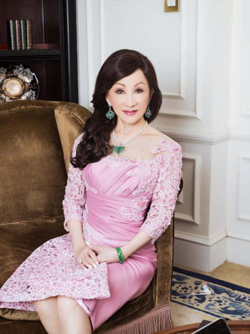 美容界最具影响力人物之一——郑明明女士_腾讯新闻