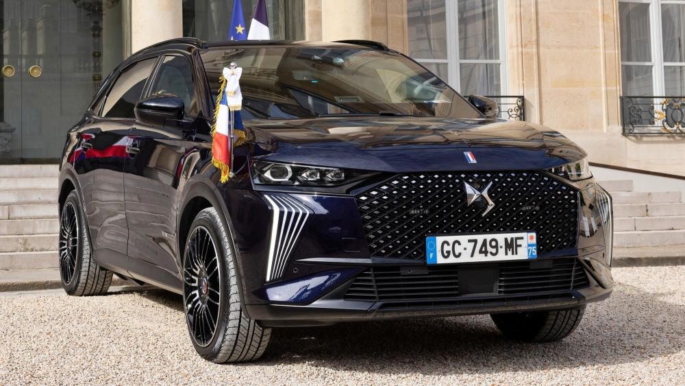 法国总统座驾再次迎来更新中期改款ds7爱丽舍实拍图发布