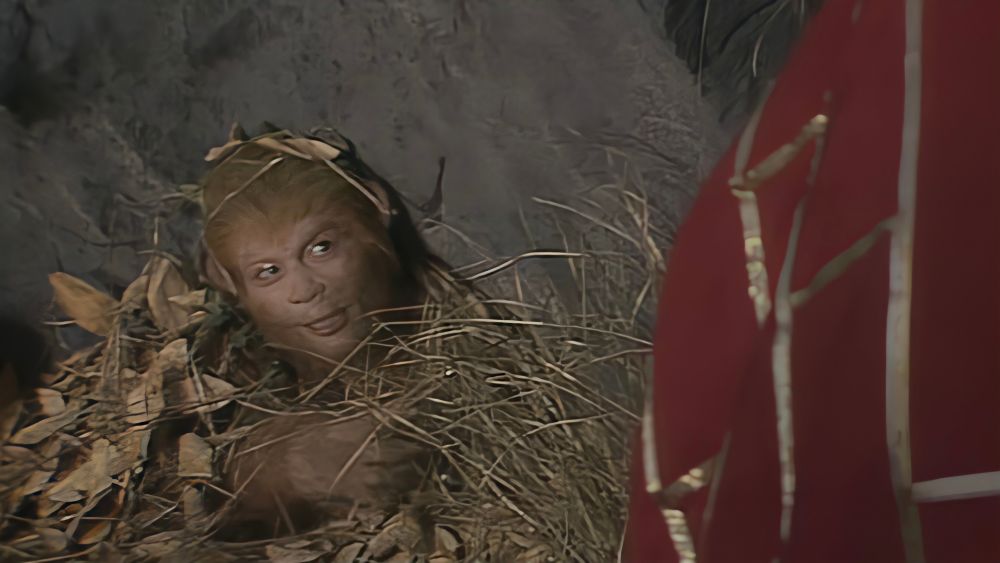 答案是只有一句话,张涵予只给孙猴子配音过一句话《西游记》中给孙