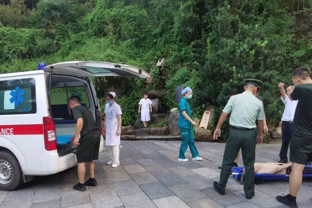 原武警总医院帮忙挂号陪同看病突发状况第一时间响应，不耽误病情的简单介绍