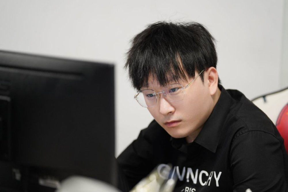 ttg主教练张凯登上热搜bp和赛程都是次要的主要还是实力不行