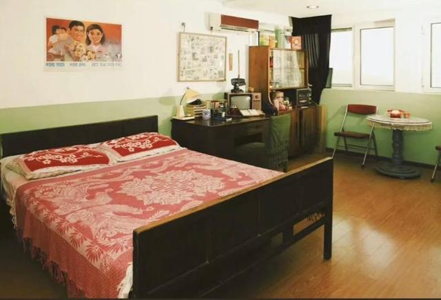 看过80年代电视剧的小伙伴一定对绿色的半墙造型不陌生,那时候刷一半