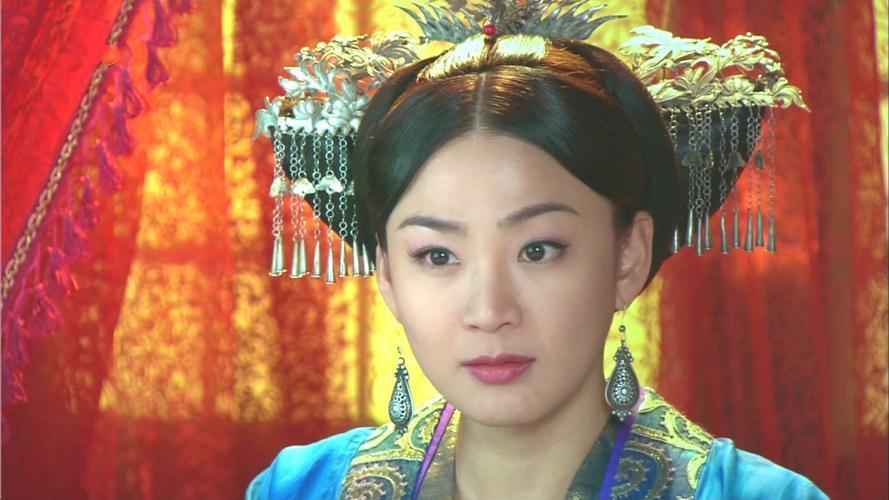 和林心如合作期间,洪小铃拍摄了《倾世皇妃》《倾城雪》《真爱找麻烦