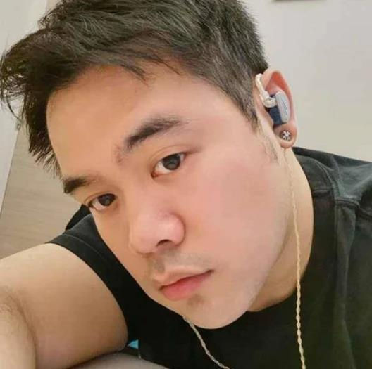 爸爸是男神,长相却不如普通人的星二代们,个个背景不简单