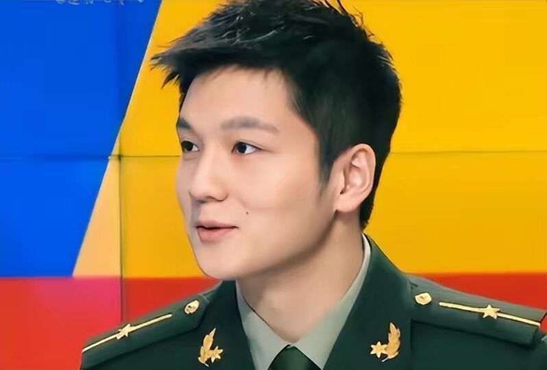 国乒一等功臣樊振东节日快乐,四个冠军让东哥驰名世界军人运动会_腾讯