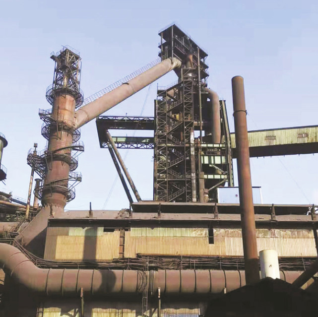 鞍钢集团供图1953年12月,以7号高炉竣工投产为标志,鞍钢"三大工程"