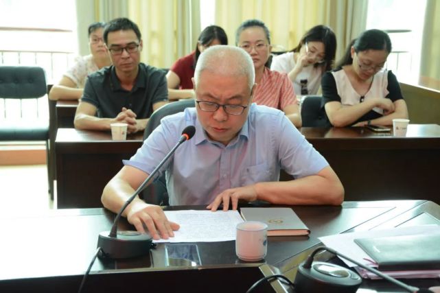 东山中校举行姚勇文同志援藏欢送会