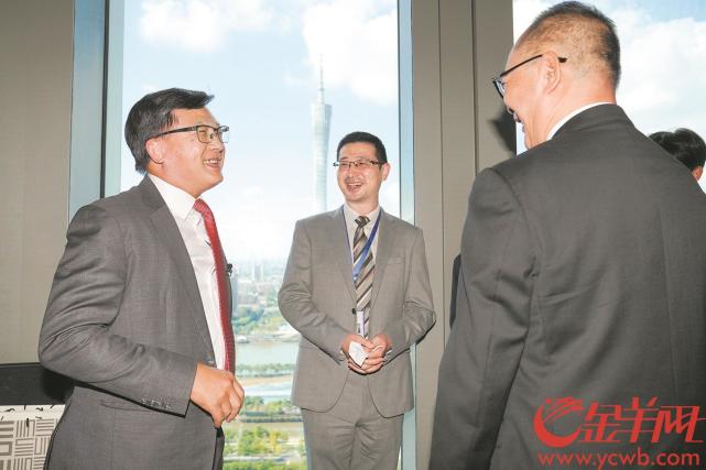 香港律师何君尧到广州上班啦