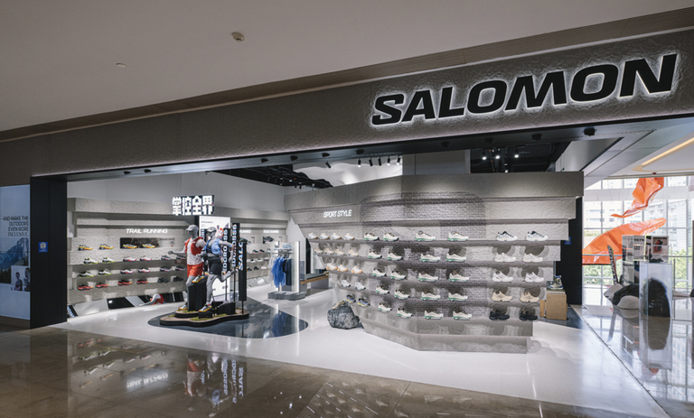 创想不设限,首家品牌新概念户外零售空间 salomon上海静安嘉里店正式