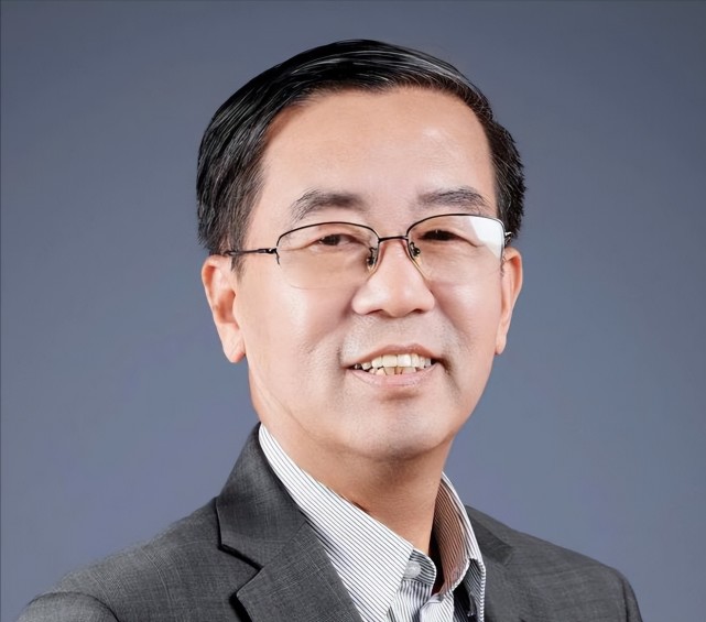 浙大教授李实建议个税起征点应每年调整