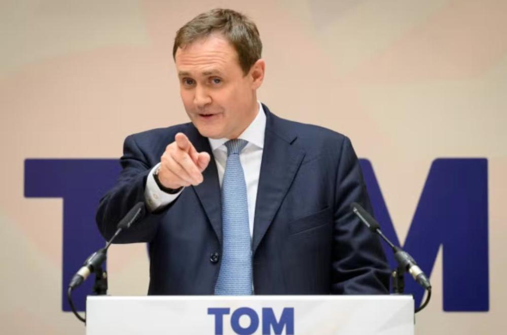 英国政客不甘寂寞口放厥词还要来窜访