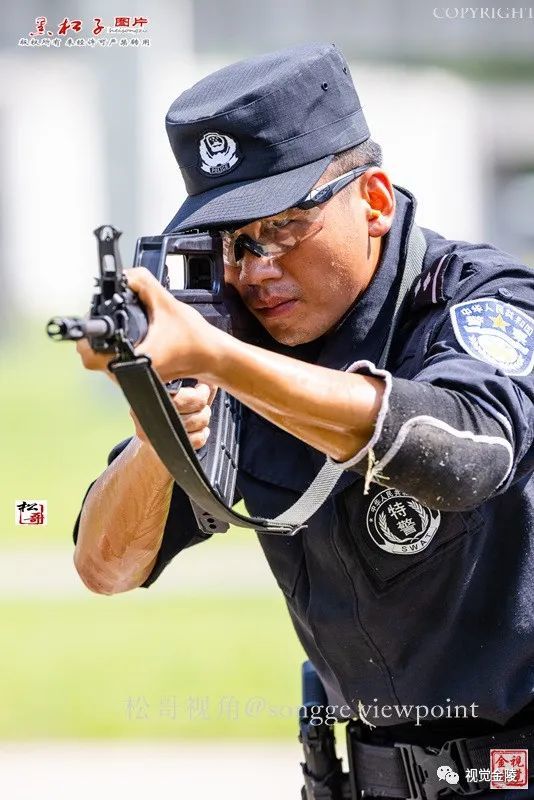 【影記61隨警作戰】三伏天,走進南京特警龍虎突擊大隊夏訓營|松哥