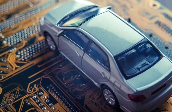 Global chip shortage crisis transforms auto industry: learn to share costs and risks with chip makers