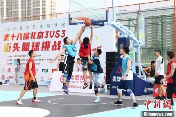 篮球过人招数街头_街头暴力篮球破解版中文版_街头篮球